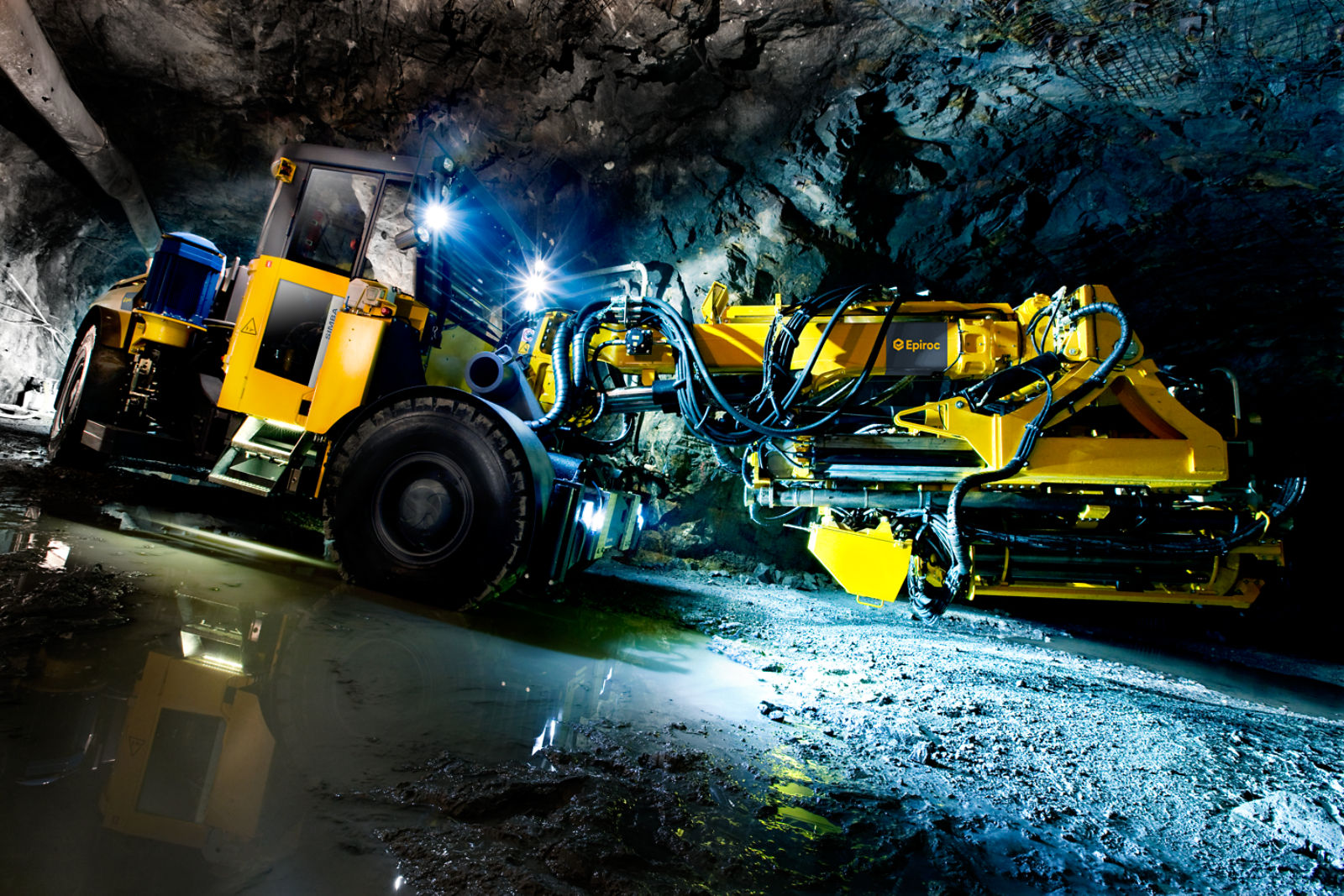 プロダクションドリルリグ | Epiroc